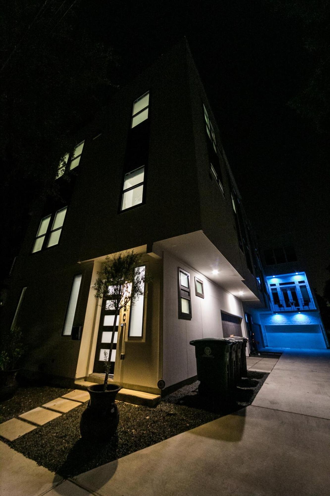 Montrose Guesthouse Suites By Dunyha Houston Eksteriør billede